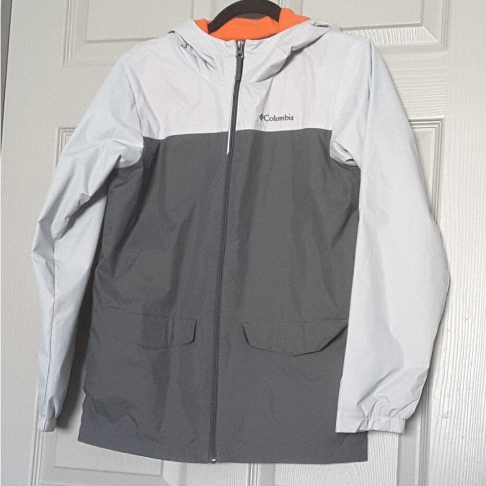 Columbia Kids Gray and White Raincoat used but great condition
